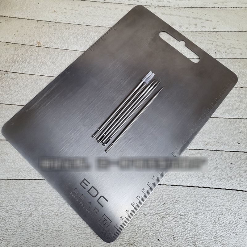 Thick Titanium Alloy Cutting B - огляд і ціна Camp Cutting Board